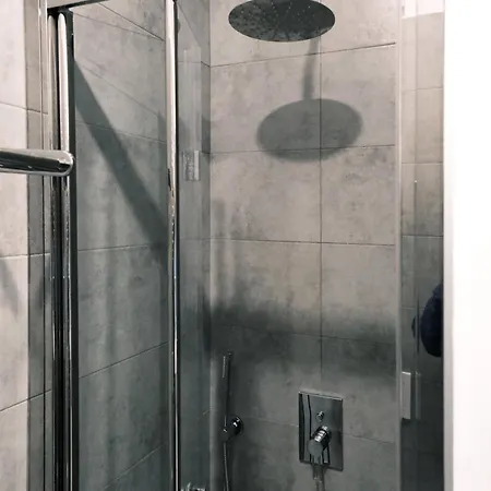 Comecasa Vicino Stazione Apartamento